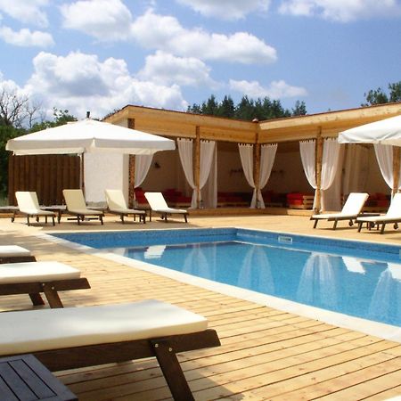 Hotel Par Avion Aprilzi Exterior foto