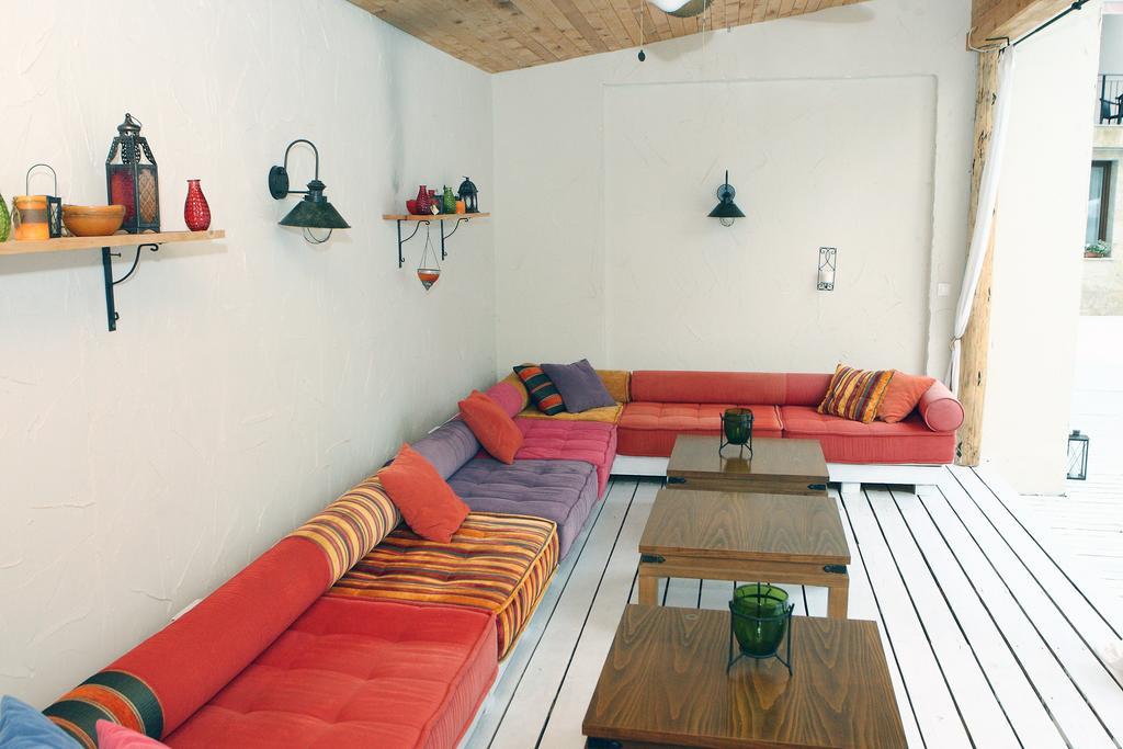 Hotel Par Avion Aprilzi Exterior foto